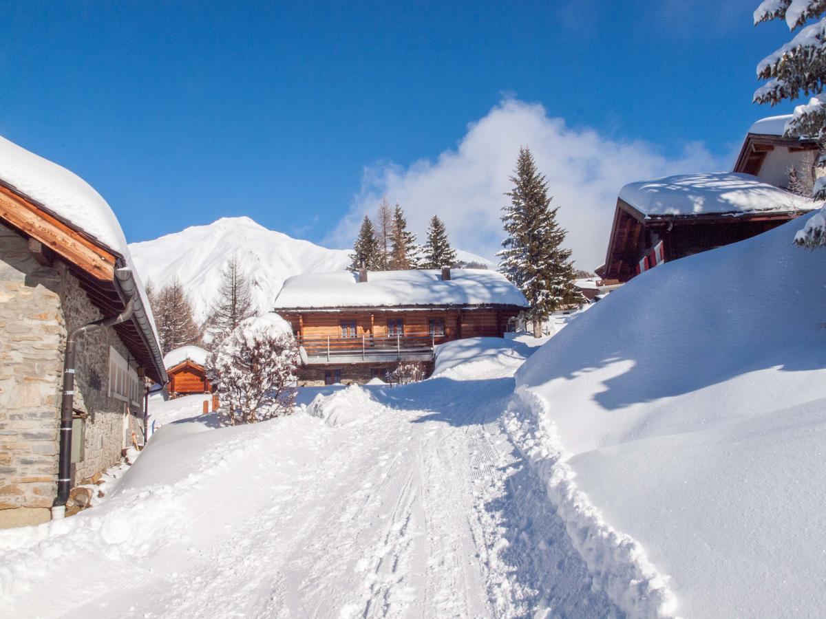 Gruppenhaus Im Walliser Alpstyle Rosswald Bagian luar foto