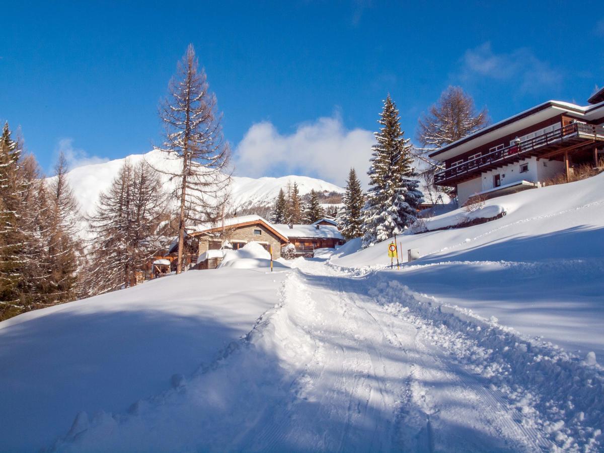 Gruppenhaus Im Walliser Alpstyle Rosswald Bagian luar foto