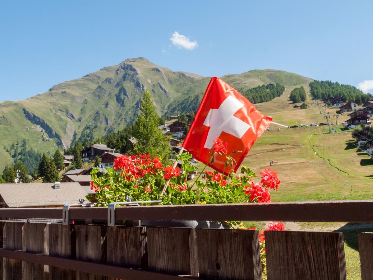 Gruppenhaus Im Walliser Alpstyle Rosswald Bagian luar foto