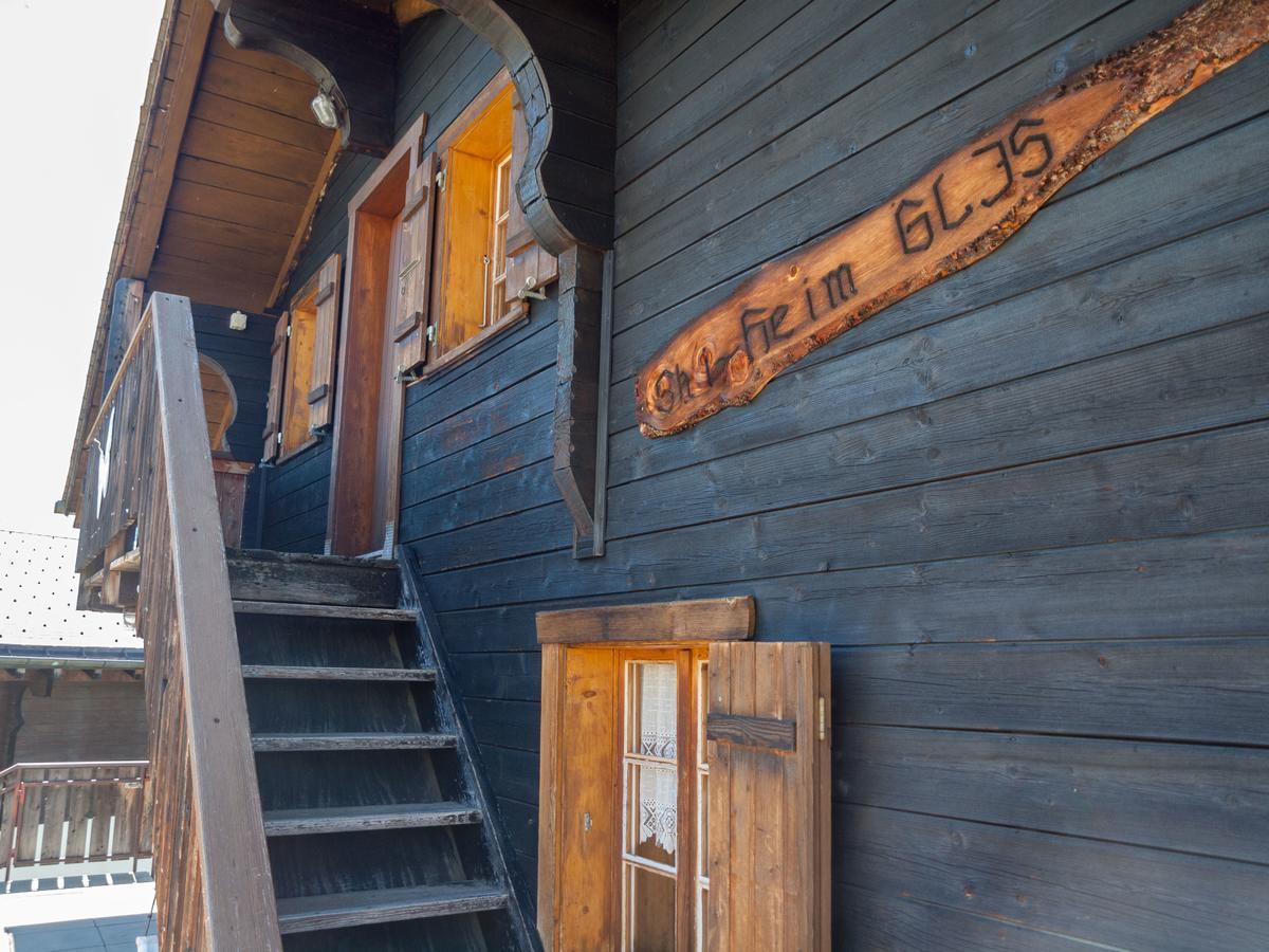 Gruppenhaus Im Walliser Alpstyle Rosswald Bagian luar foto